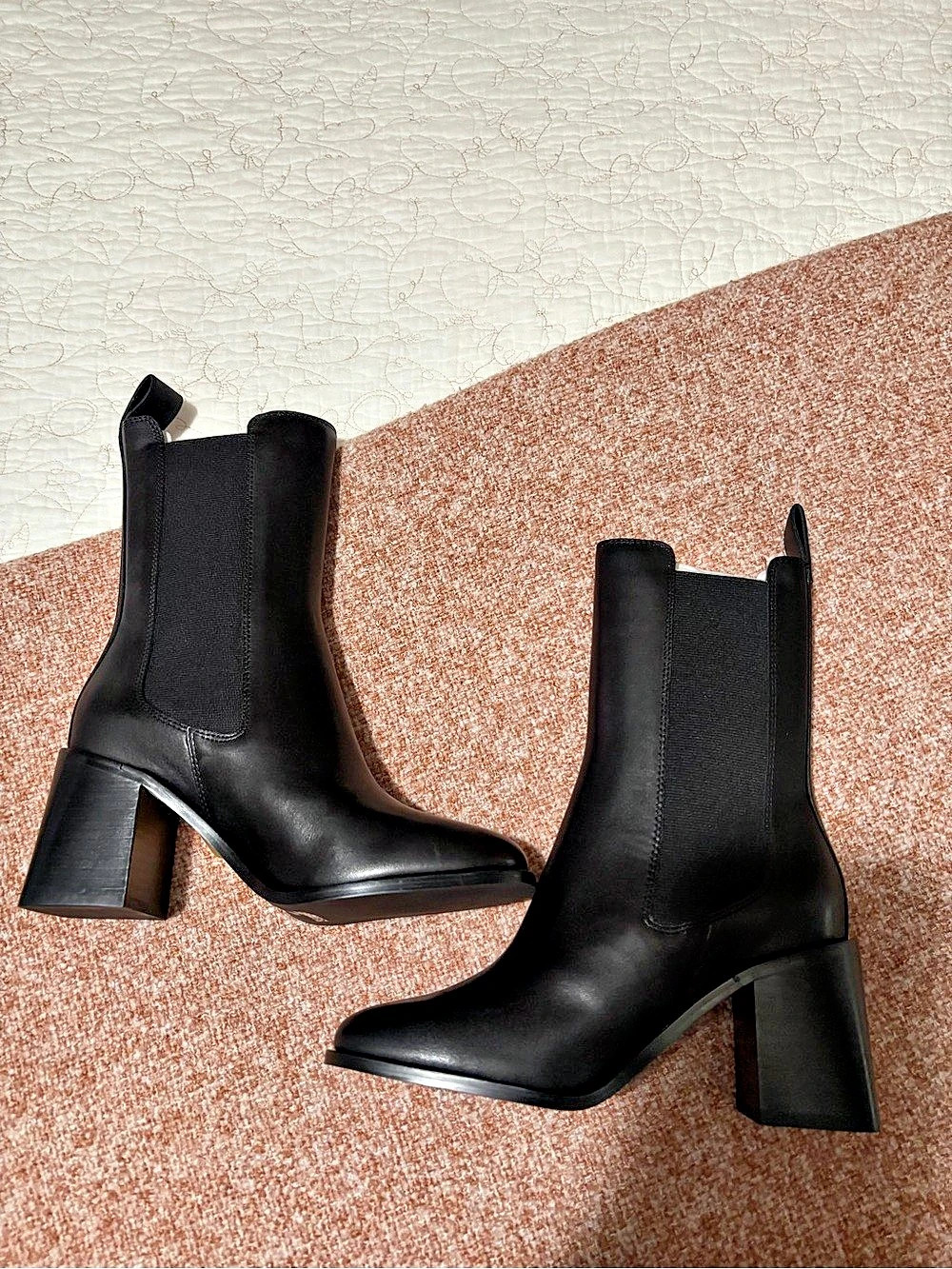 & Other Stories Block Heel Chelsea Boots & Black Leather EU 36